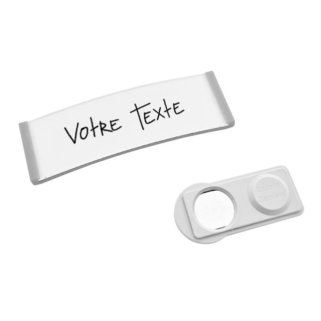 Badge nominatif gris clair vierge Polar avec aimant - par pièce