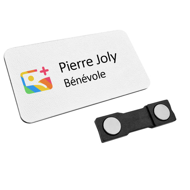 Badge nominatif en plastique personnalisé - 75 x 40 mm - par pièce
