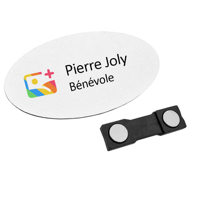 Badge nominatif en plastique personnalisé - 85 x 45 mm - par pièce