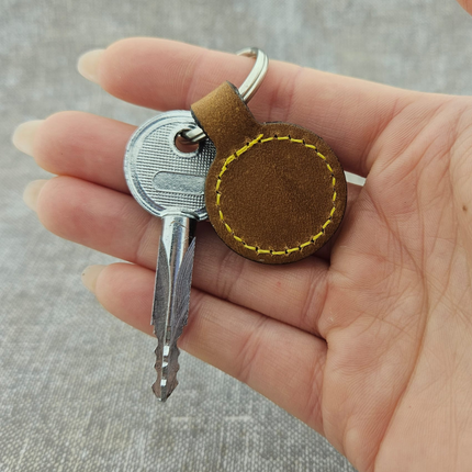 Porte-clés en cuir ou cuir synthétique - 30 mm - par pièce