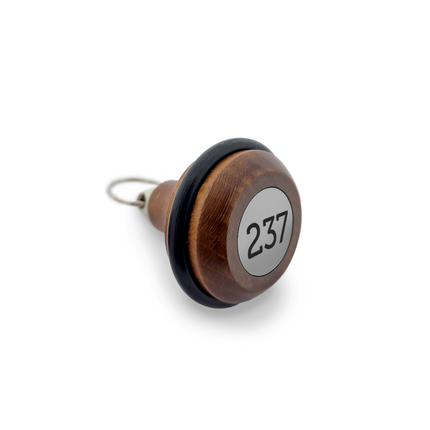Porte-clés hôtel Belly Wood marron foncé - 65 x 38 mm - bois - par pièce