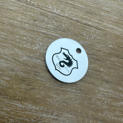 Porte-clés argenté avec logo en aluminium anodisé rond - par pièce