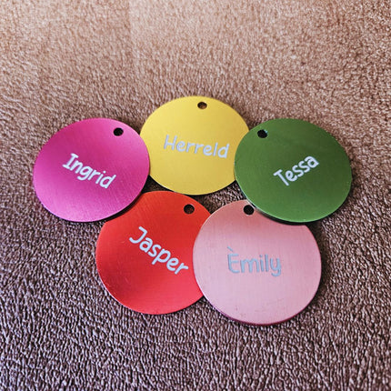 Porte-clés avec nom en aluminium anodisé rond - Ø35 mm - par pièce