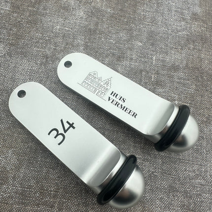 Porte-clés hôtel Big Classic argent personnalisé - aluminium - 105 x 30 mm - par pièce