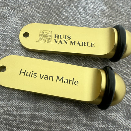 Porte-clés hôtel Big Classic or personnalisé - aluminium - 105 x 30 mm - par pièce