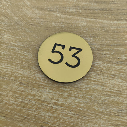 Jeton numéroté acrylique - avec adhésif - par pièce