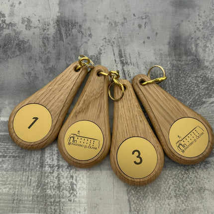 Porte-clés hôtel Oaky Drop marron clair - 110 x 55 mm- bois - par pièce