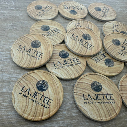 Jetons personnalisés avec motif en bois -  Ø35 mm - 100 pièces