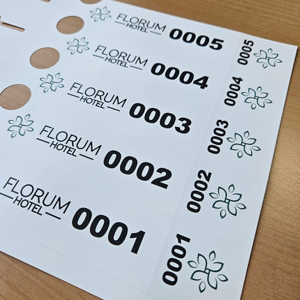 Étiquettes à boucle personnalisées et numérotées avec perforation - 250 x 38 mm - 200 étiquettes