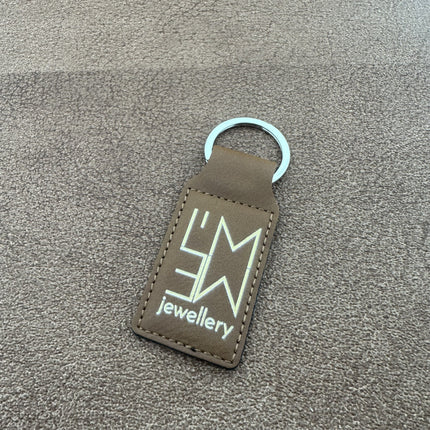 Porte-clés en cuir personnalisé rectangle taupe - 70 x 33 mm - par pièce